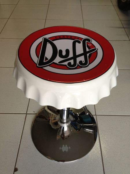 Banqueta Bottle Cap Plotada