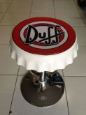 Banqueta Bottle Cap Plotada