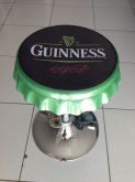 Banqueta Bottle Cap Plotada
